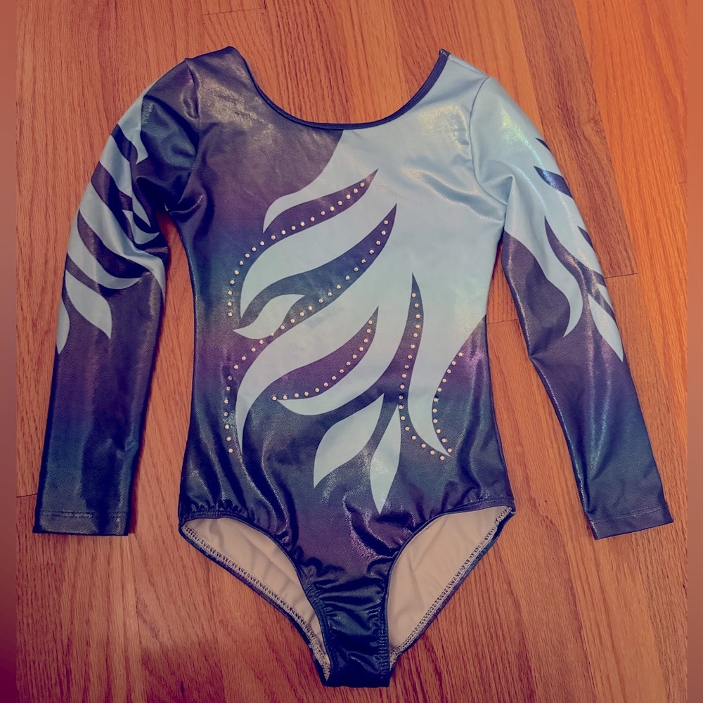Long sleeve leotard for dance or gymnastics - size 8
